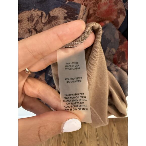 Soft Surroundings Heavenly Soft Millie Top Size Small Blue Floral High Low 2021 - Picture 8 of 11